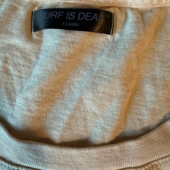 Cream and black Surf Is Dead tee #skater #Surf #Surfer
XL - Picture 5 of 5